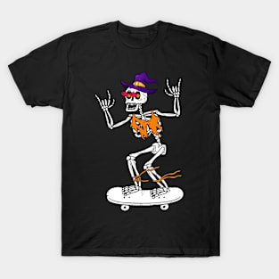 Funny Skeleton Skateboard Dancing Halloween T-Shirt